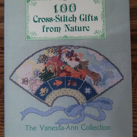 Lot of 2 Hardback Cross-Stitch Pattern Books (The Vanessa-Ann Collection) - Picture 4 of 15